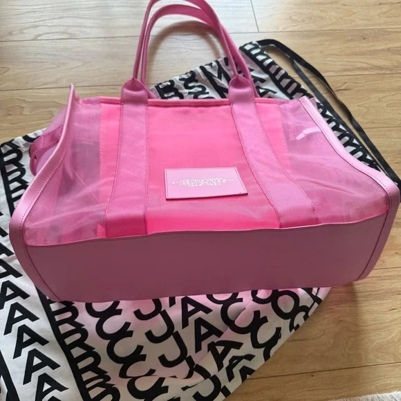 Marc Jacobs Pink Mesh Tote Bag - Picture 4 of 7